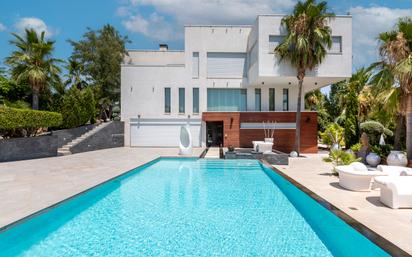 Piscina de Casa o xalet en venda en Olías del Rey amb Terrassa i Piscina