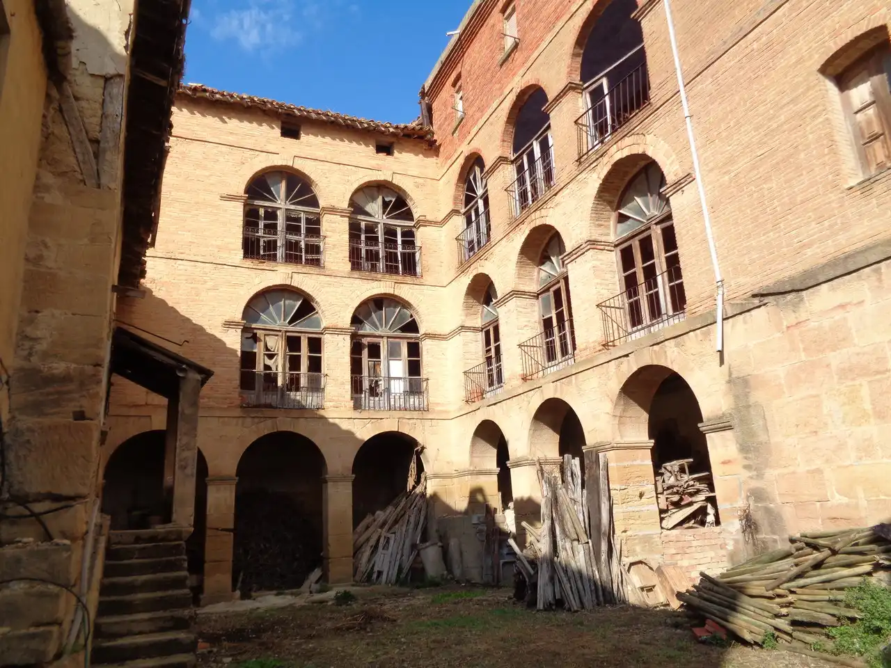 Casa rústica amb terrassa en venda a Briones, imagen 11