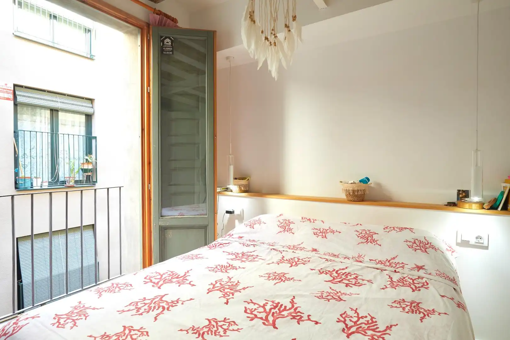 Bedroom of Flat for sale in Barcelona  with Air Conditioner, Heating and Parquet flooring