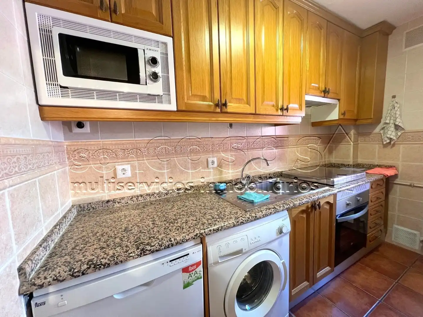 Küche von Wohnung zur Miete in Madrid mit Klimaanlage, Heizung und Terrasse