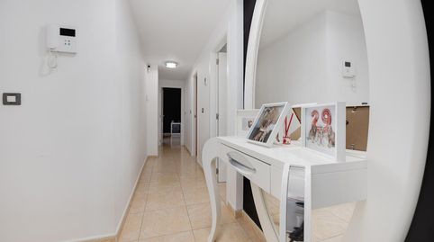 Precioso piso ceacutentrico en Torrevieja ndash 3 dormitorios 2 bantildeos y garajeampnbspPresentamos esta magniacutefica vivienda, imatge 2