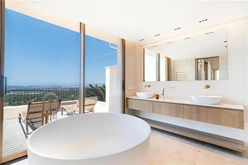 Chalet con piscina en venta en Llevant, imagen 12