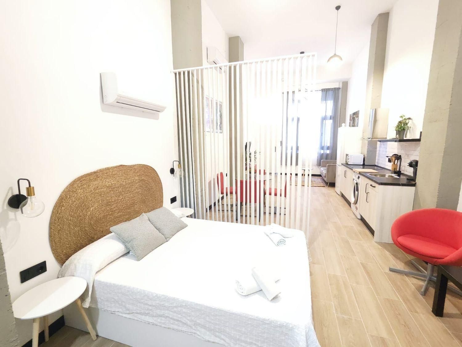 Bedroom of Apartment for sale in Torremolinos  with Air Conditioner and Heating