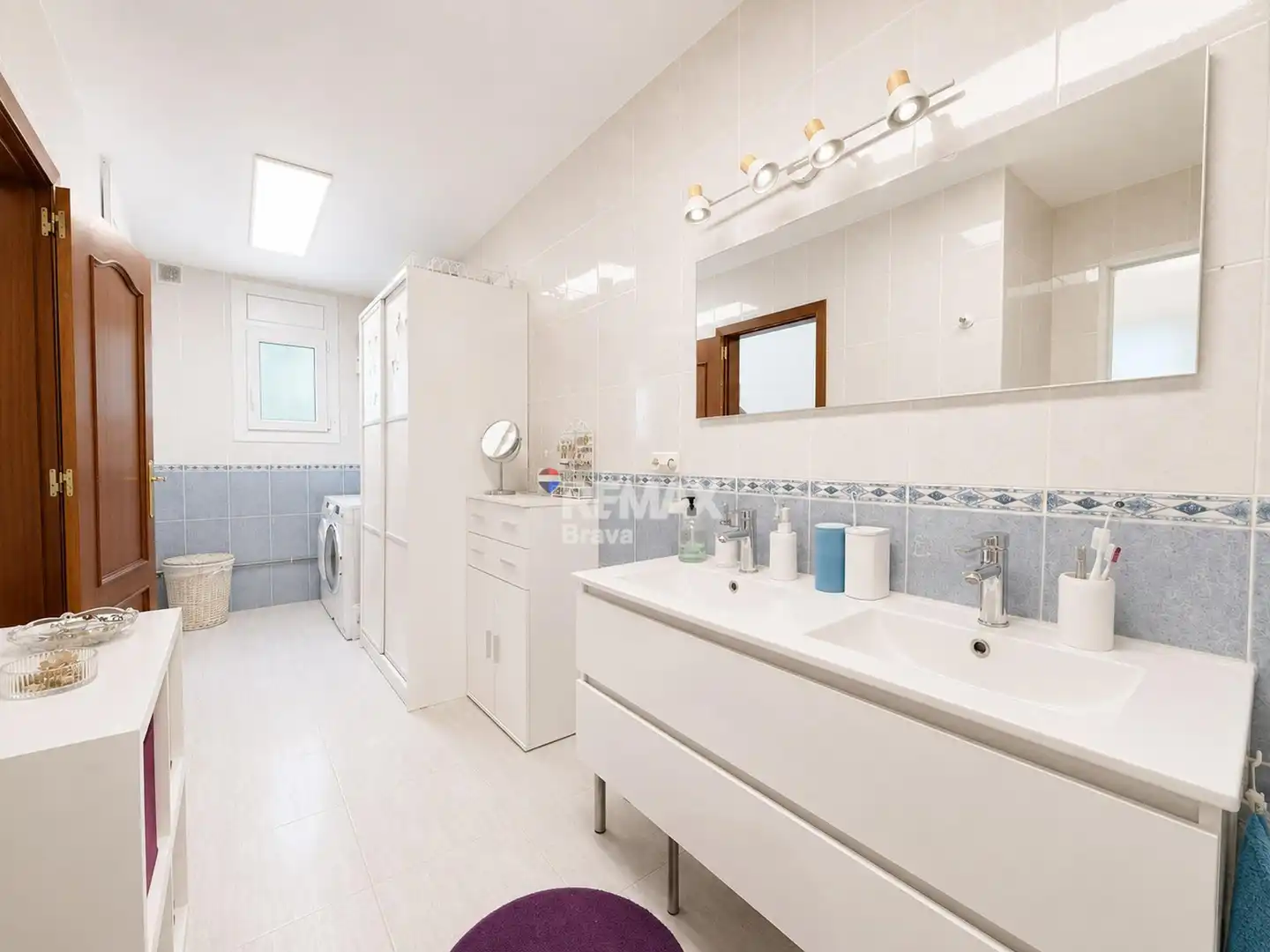 Bathroom of Houses for sale in Roses  with Air Conditioner, Heating and Private garden
