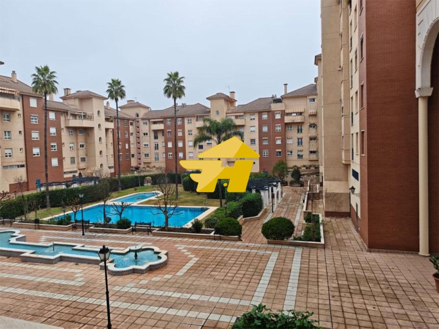 Pis de lloguer a Calle Manuel Fuentes "bocanegra", Ciudad Jardín - Zoco, Poniente-Sur