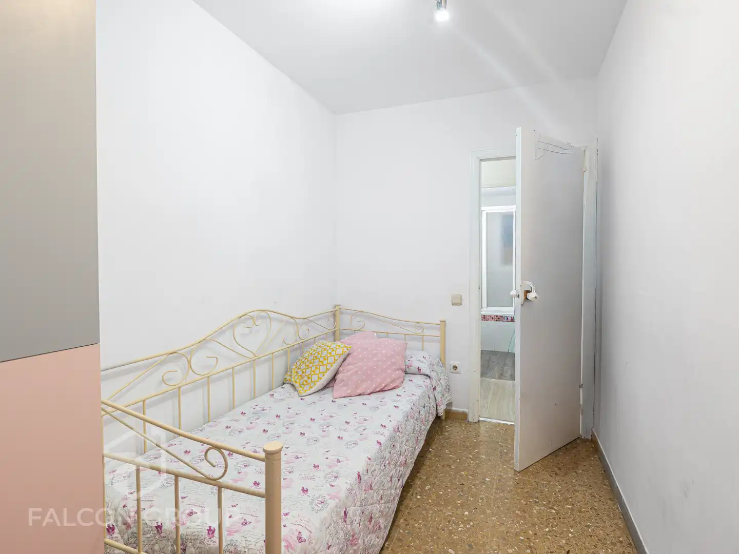 Habitación de Piso en venta en Vilanova i la Geltrú con Aire acondicionado, Trastero y Balcón
