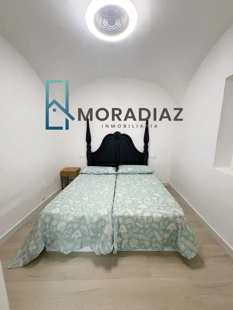 Dormitori de Casa o xalet en venda en Magacela amb Aire condicionat, Traster i Moblat