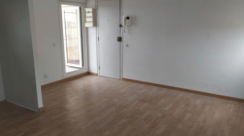 Foto 2 de Apartamento de alquiler en Carrer de Felip II, 45-33, Navas,  Barcelona Capital