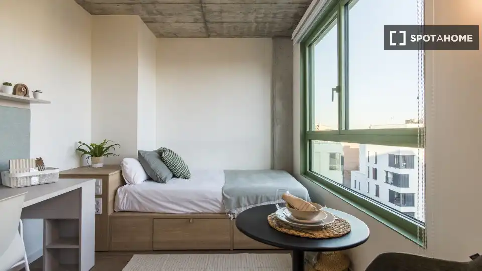 Habitación en El Besós i el Maresme
