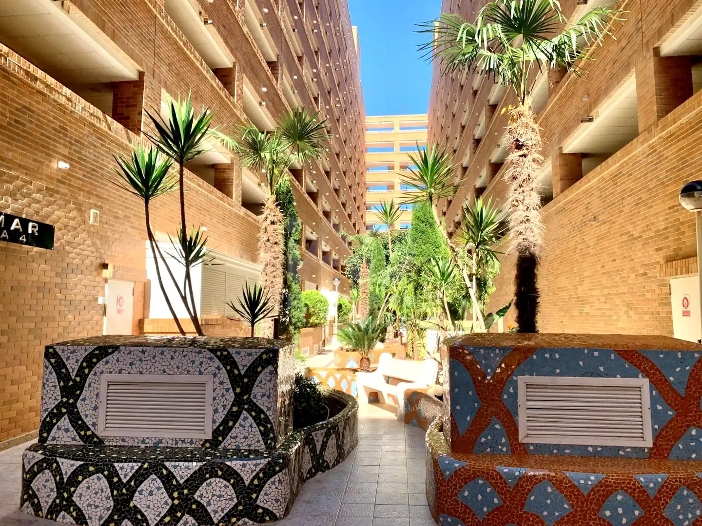 Vista exterior de Ático en venta en Oropesa del Mar / Orpesa con Aire acondicionado, Calefacción y Terraza