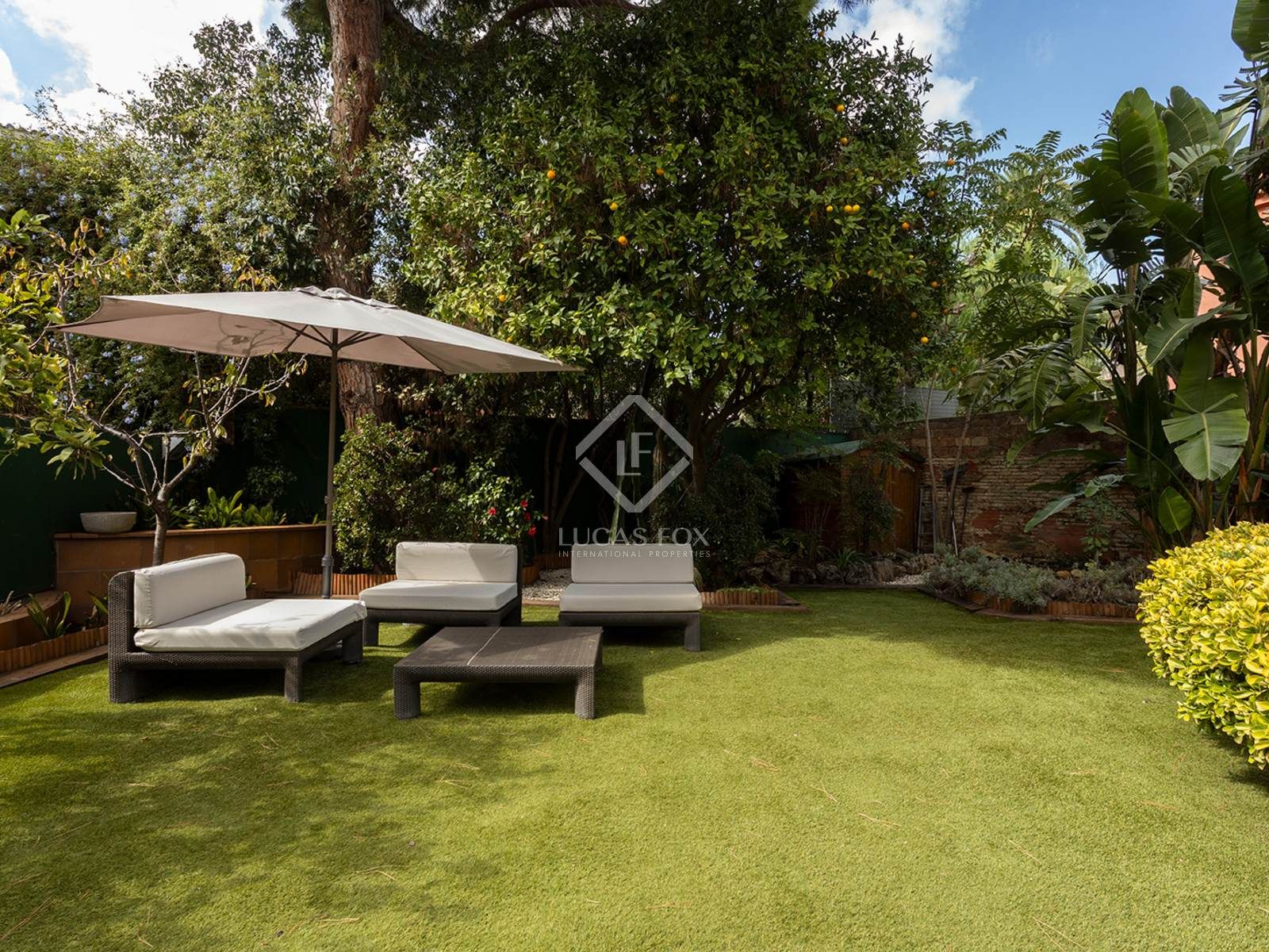 Garden of House or chalet for sale in  Barcelona Capital  with Air Conditioner, Private garden and Terrace