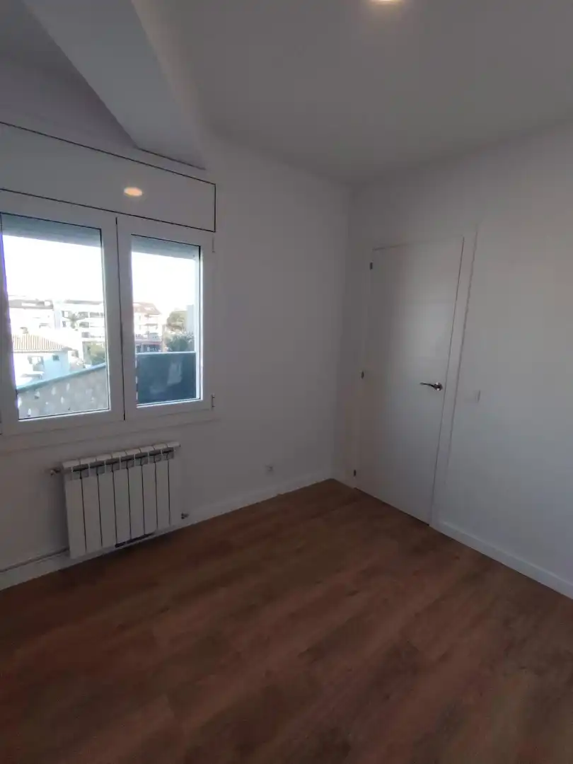 Habitación de Piso en venta en Palamós con Calefacción, Terraza y Balcón