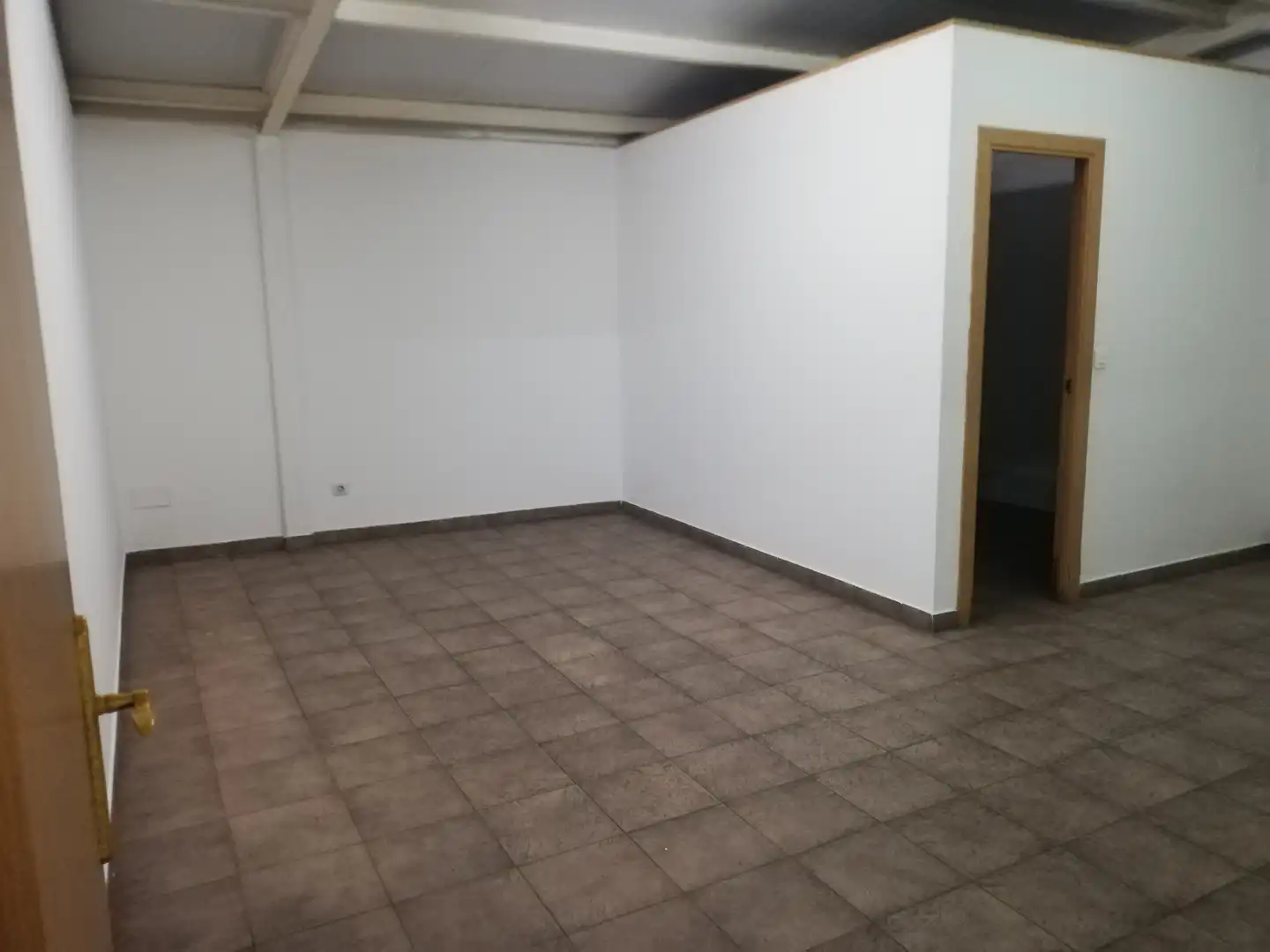 Business premises to rent in Calle de Llano Ponte, imagen 10