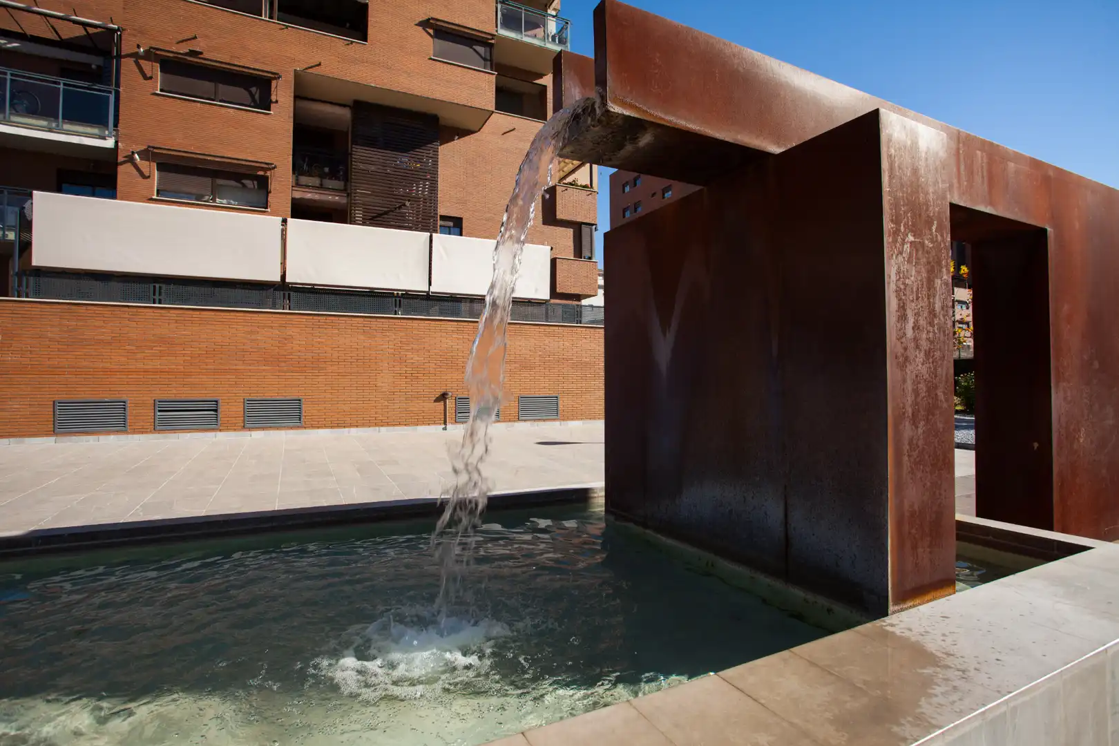 Piscina de Piso de alquiler en Granada con Aire acondicionado, Calefacción y Parquet