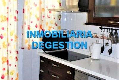 Foto 2 de Piso en venta en Calle Antonia López Arista, Centro ciudad, Jaén