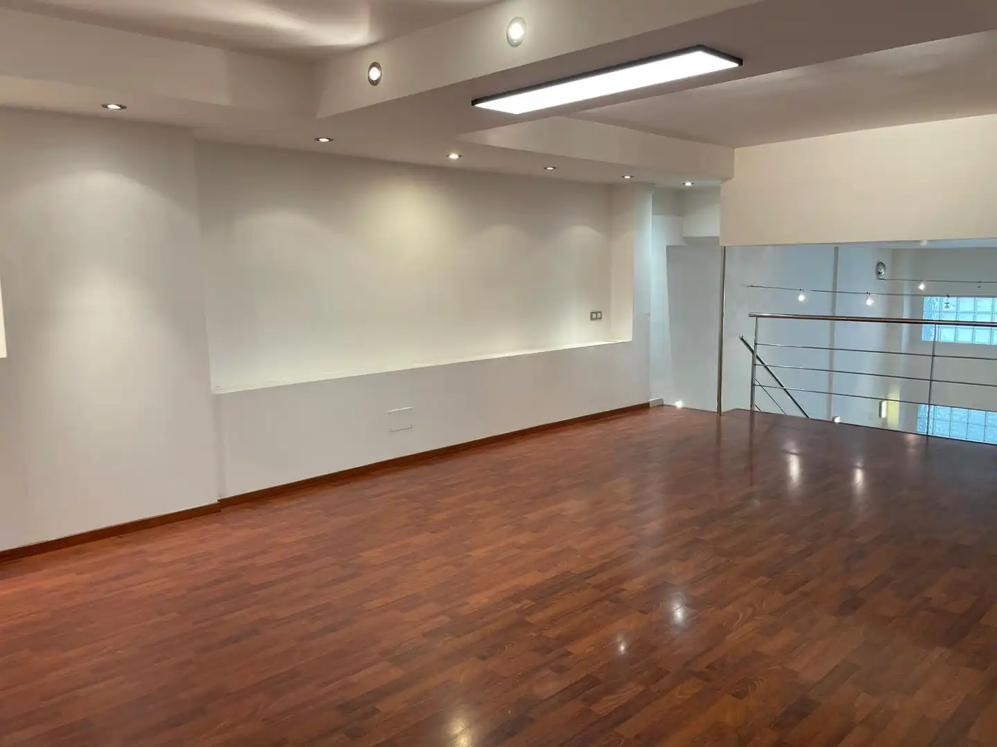Local comercial de lloguer a d'Aragó, imagen 16