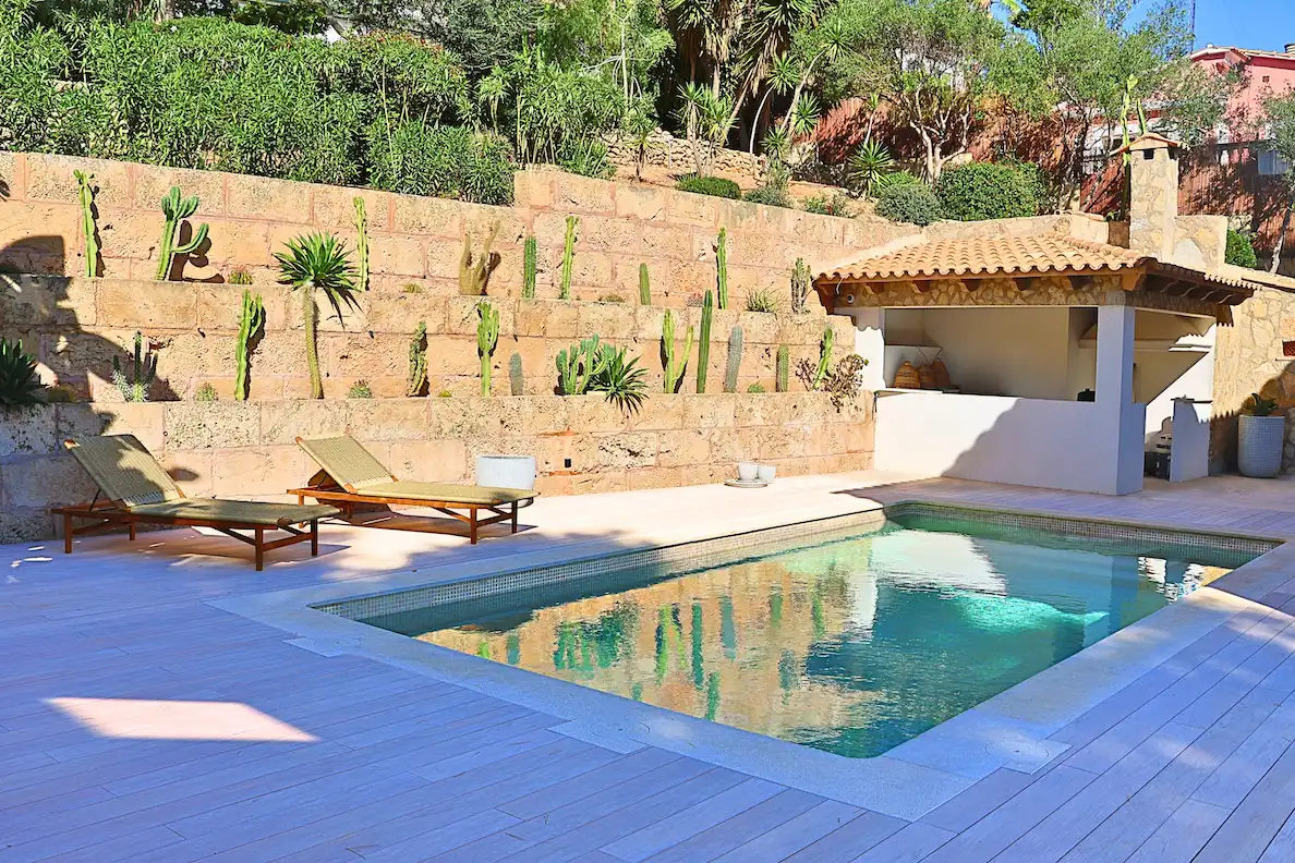 Piscina de Casa o xalet en venda en Calvià amb Aire condicionat, Calefacció i Jardí privat