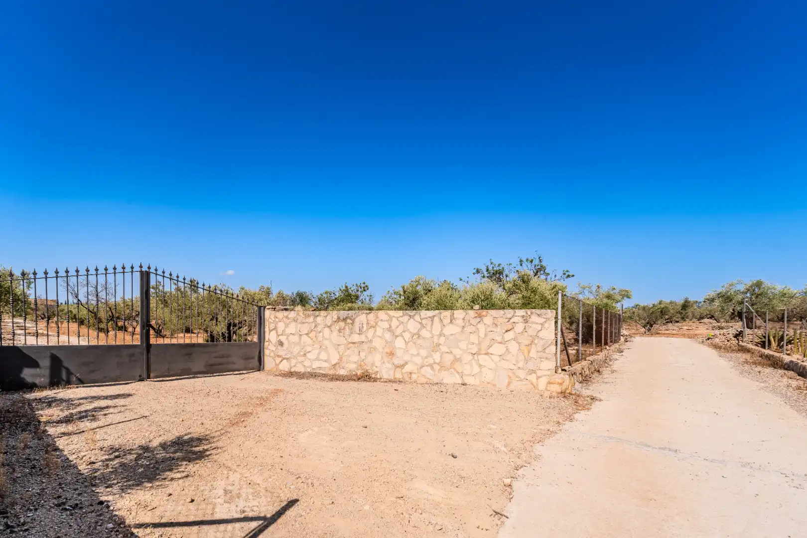 Houses for sale in L'Ampolla  with Private garden, Terrace and Storage room