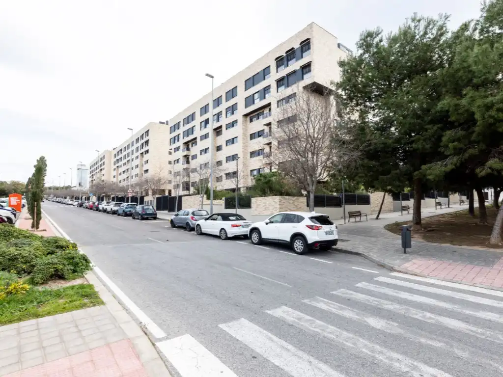 Vista exterior de Garatge en venda en Alicante / Alacant