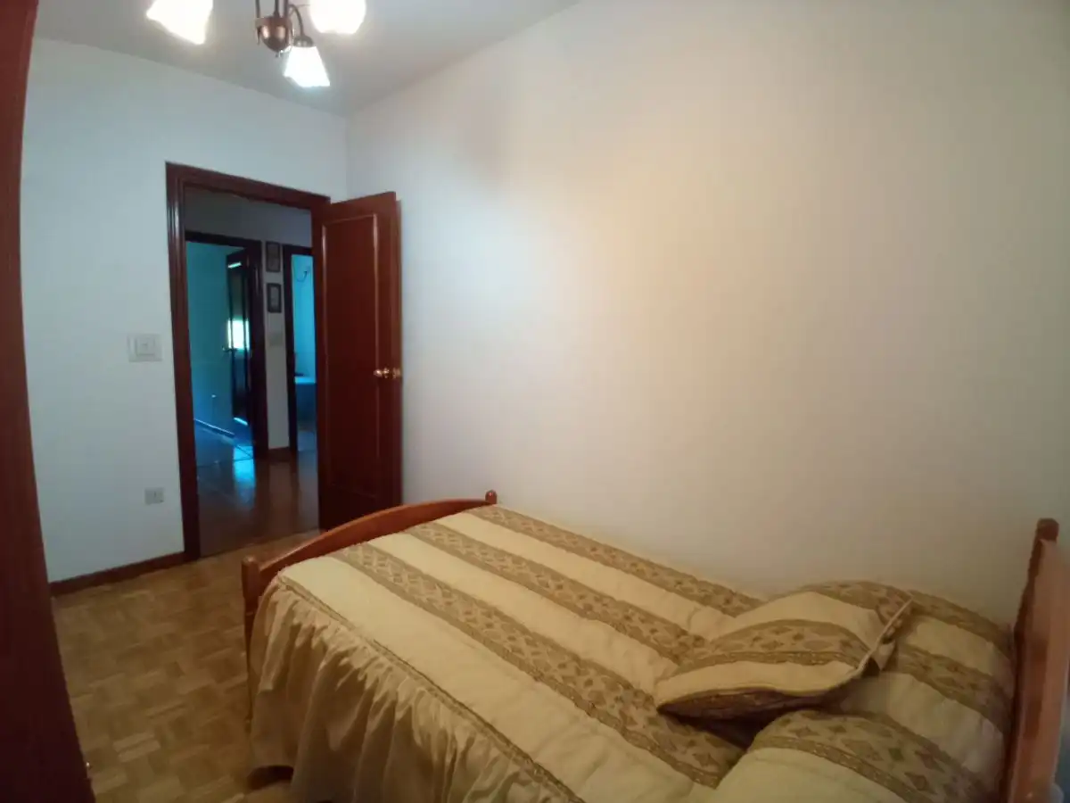 Bedroom of Flat for sale in Valladolid  with Heating, Parquet flooring and Terrace