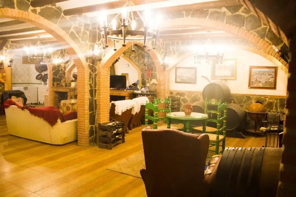 Finca rústica en venta en Moriles con Aire acondicionado, Terraza y Trastero
