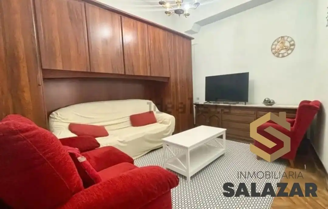 Flat with terrace to rent in Barrenkale, imagen 2