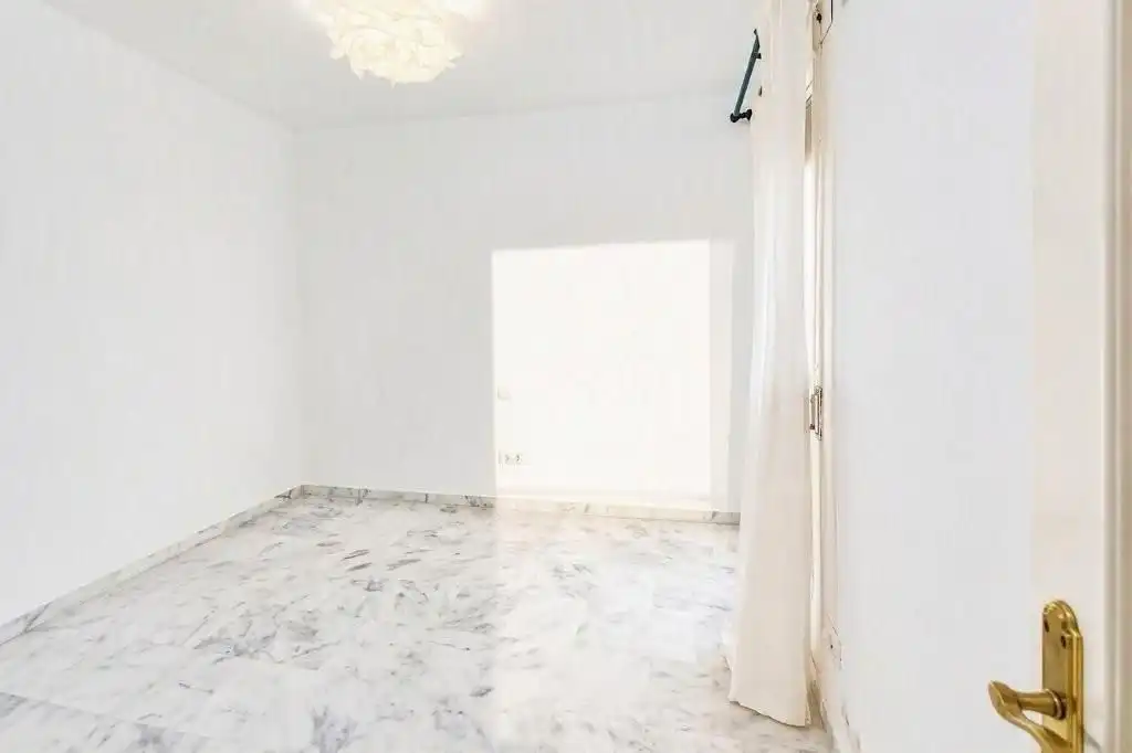 Apartment with pool for sale in La Reserva, imagen 5