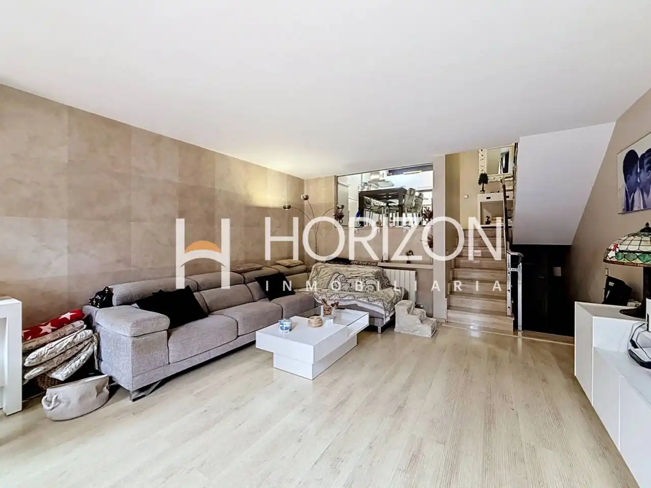 Living room of Detached homes for sale in Barcelona  with Air Conditioner, Heating and Private garden
