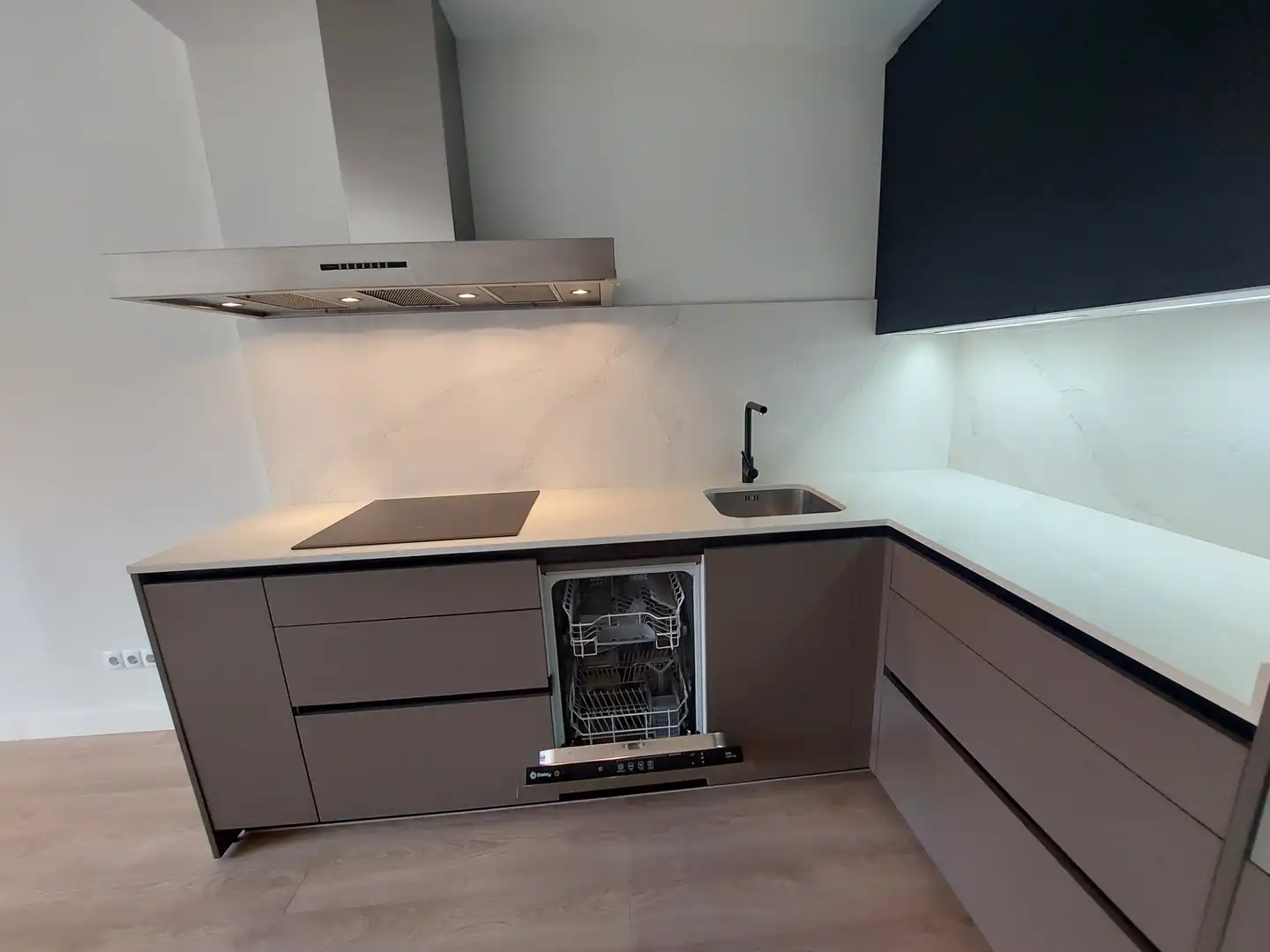 Flat with terrace to rent in Carrer de Ferran Puig, imagen 9
