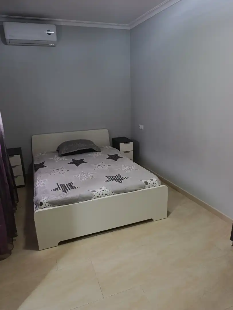 Schlafzimmer von Einfamilien-Reihenhaus zum Verkauf in Utrera mit Klimaanlage