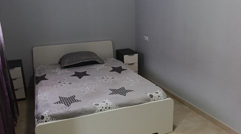 Foto 4 de Casa adosada en venda a Calle Olmos, 9, Torre Cruz - Los Molinos, Utrera