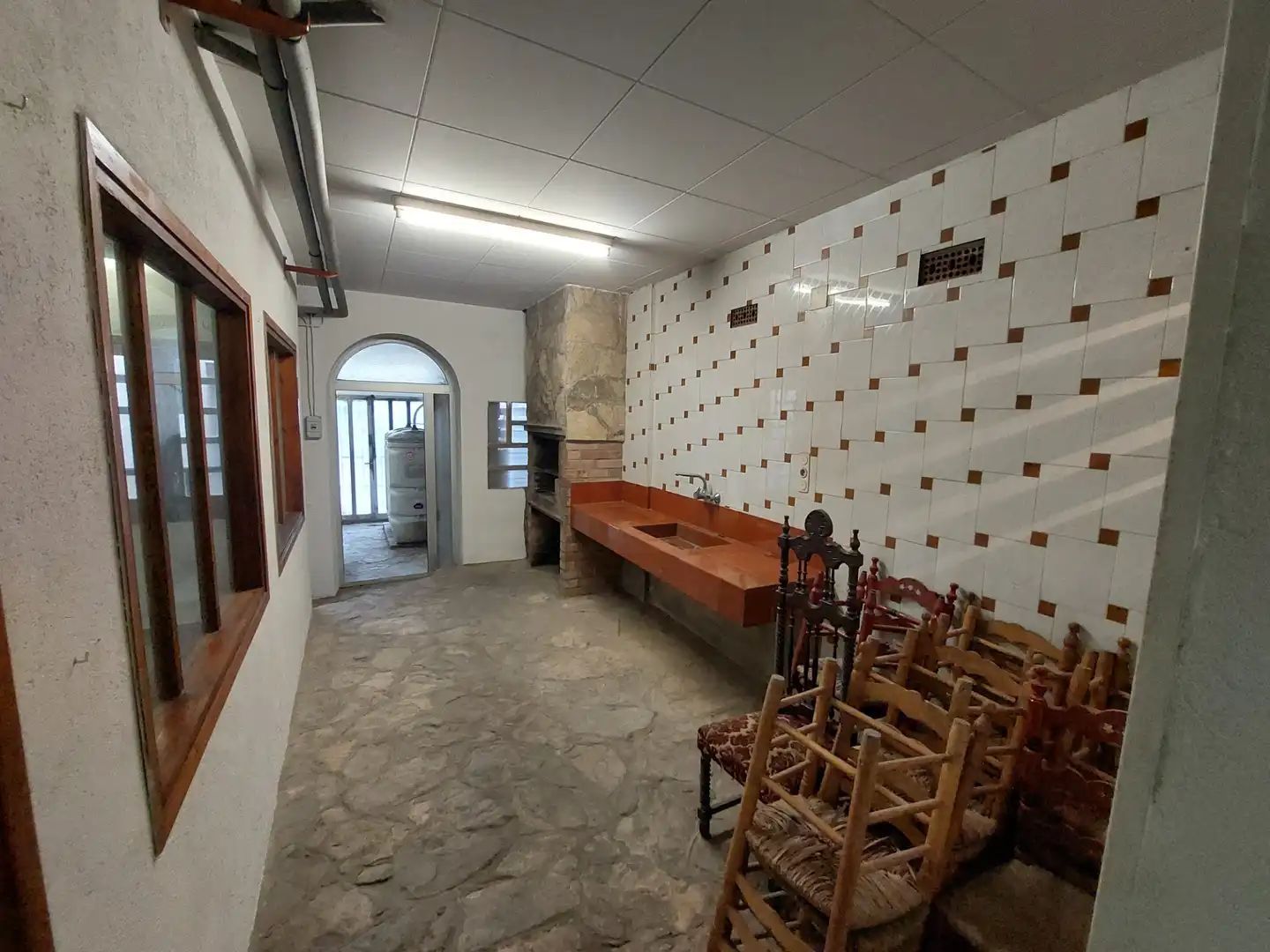 Houses for sale in Tornabous  with Air Conditioner, Heating and Private garden