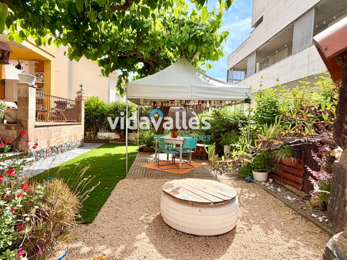 Terrassa de Casa o xalet en venda en Cardedeu amb Calefacció, Jardí privat i Parquet