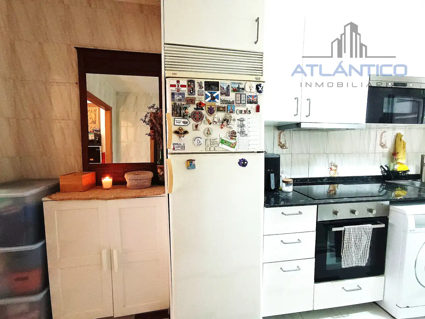 Cocina de Apartamento en venta en A Coruña Capital  con Amueblado, Horno y Lavadora