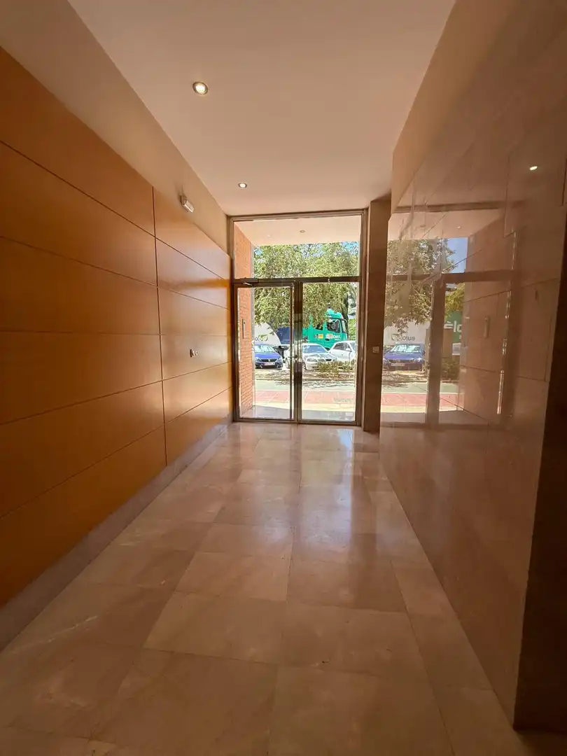 Wohnung zur Miete in Murcia mit Klimaanlage, Heizung und Terrasse
