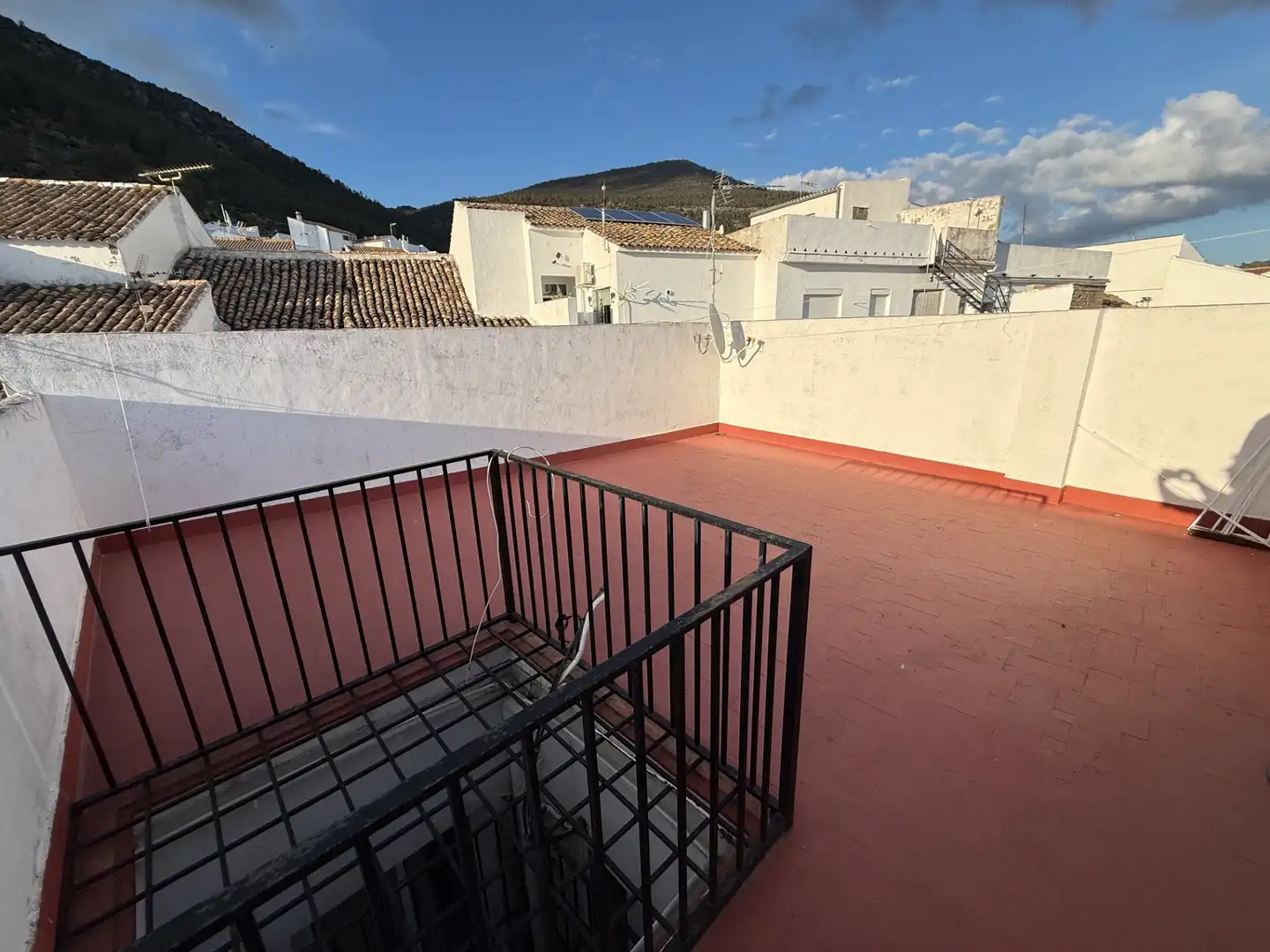 Vista exterior de Casa o chalet en venta en Algodonales con Aire acondicionado, Calefacción y Terraza
