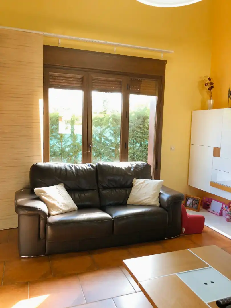 Sala d'estar de Casa o xalet en venda en Grijota amb Calefacció, Jardí privat i Traster