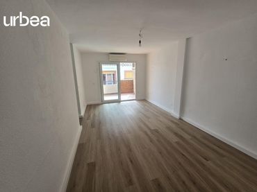 Piso con ascensor en venta en Arroyo de la Miel
