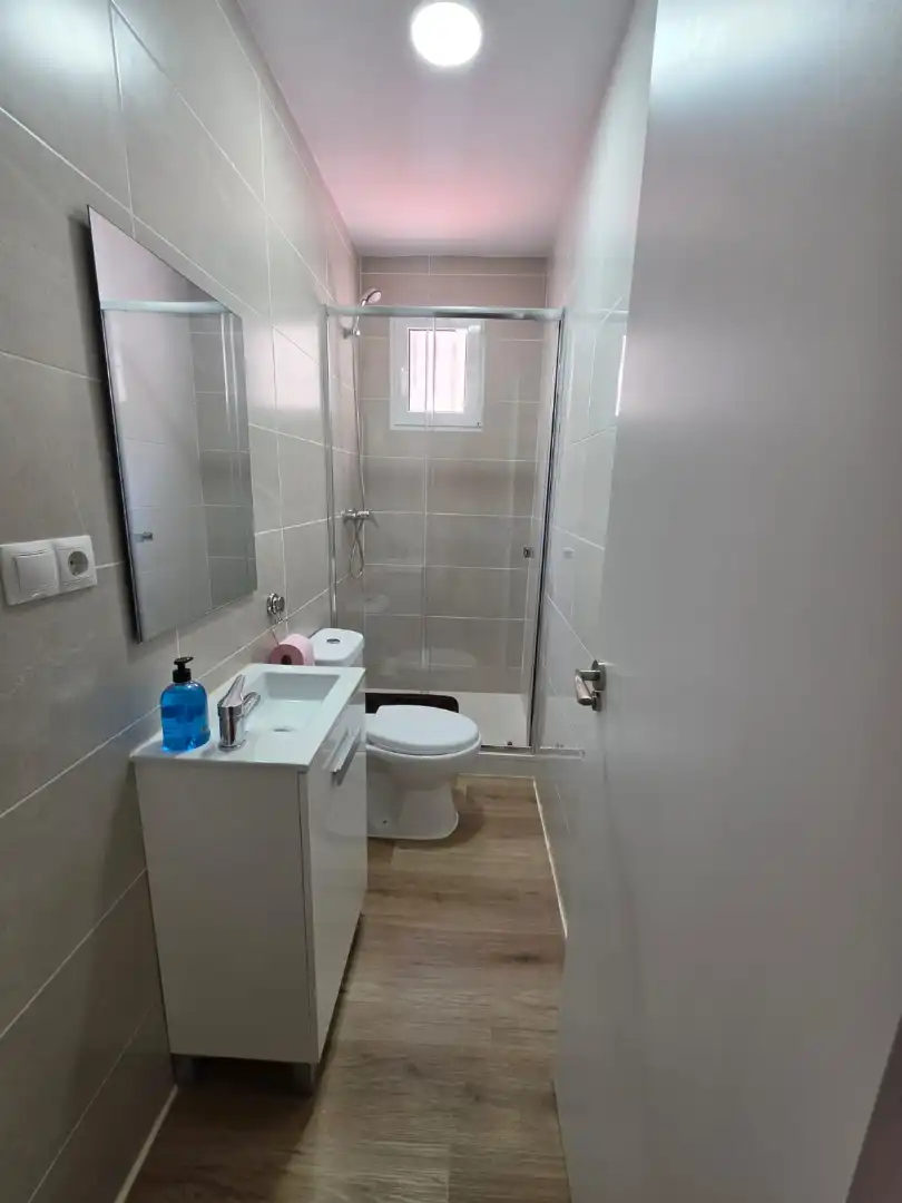 Baño de Piso en venta en Guadassuar con Horno y Balcón