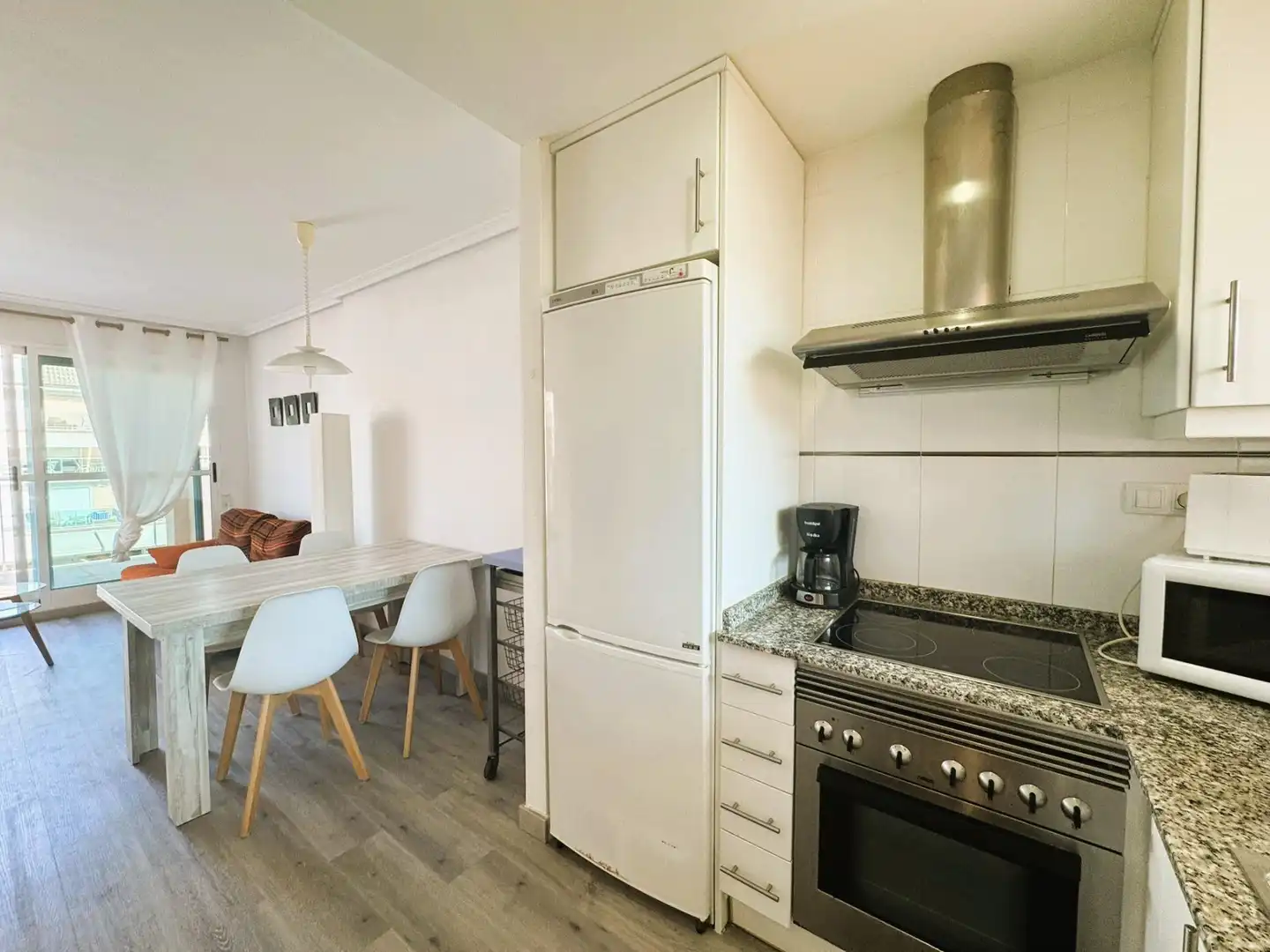 Cuina de Apartament en venda en Dénia amb Aire condicionat, Jardí privat i Terrassa