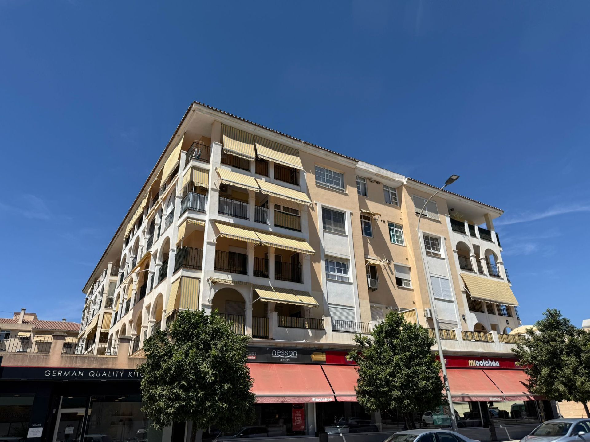 Exterior view of Flat for sale in Vélez-Málaga  with Air Conditioner, Heating and Terrace