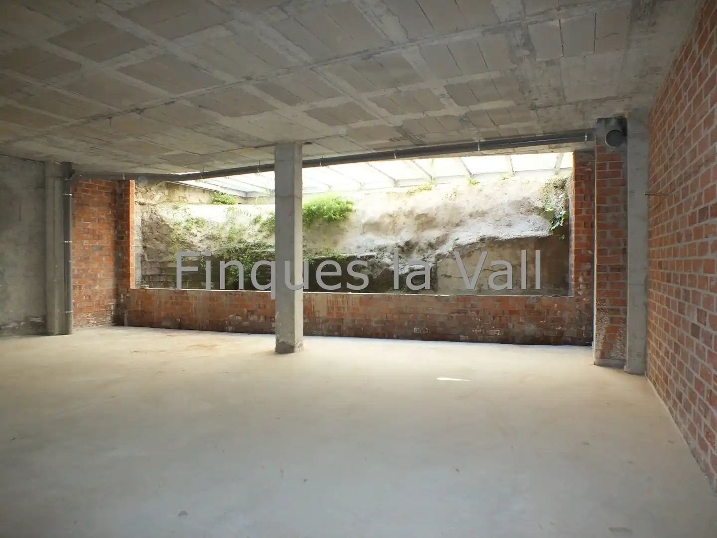 Gewerbefläche zum Verkauf in Tona, imagen 5