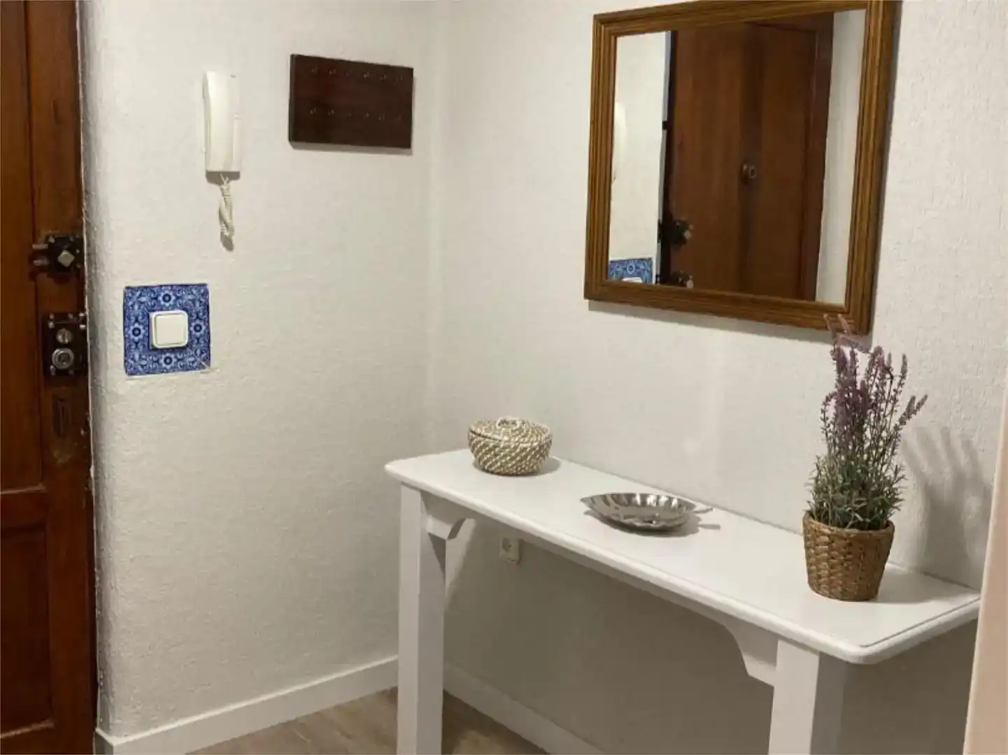 Bany de Pis en venda en Sevilla amb Aire condicionat