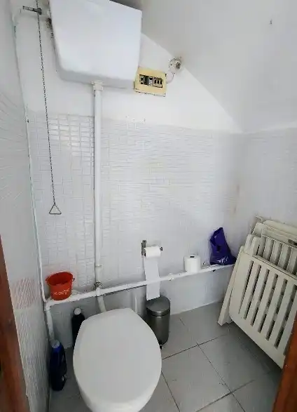 Badezimmer von Haus oder Chalet zum Verkauf in Almazora / Almassora mit Heizung, Privatgarten und Terrasse