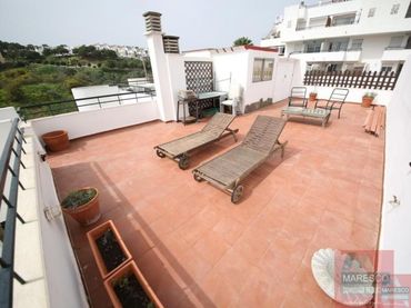 Attique avec piscine à vendre à Green de riviera