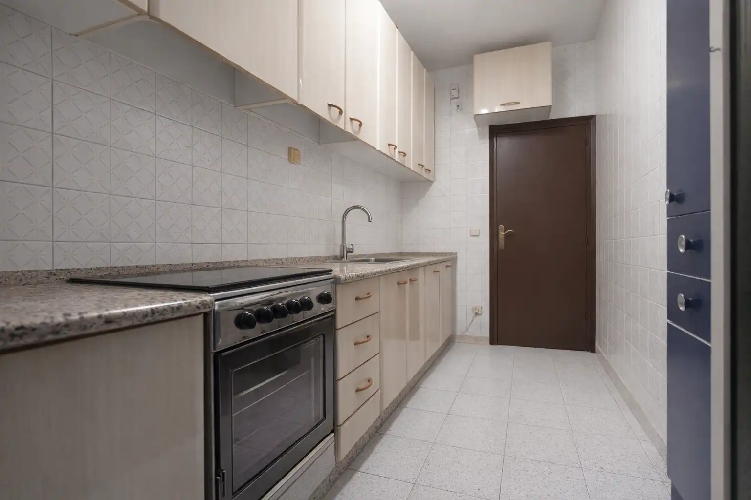 Kitchen of Flat for sale in Castelldefels  with Balcony