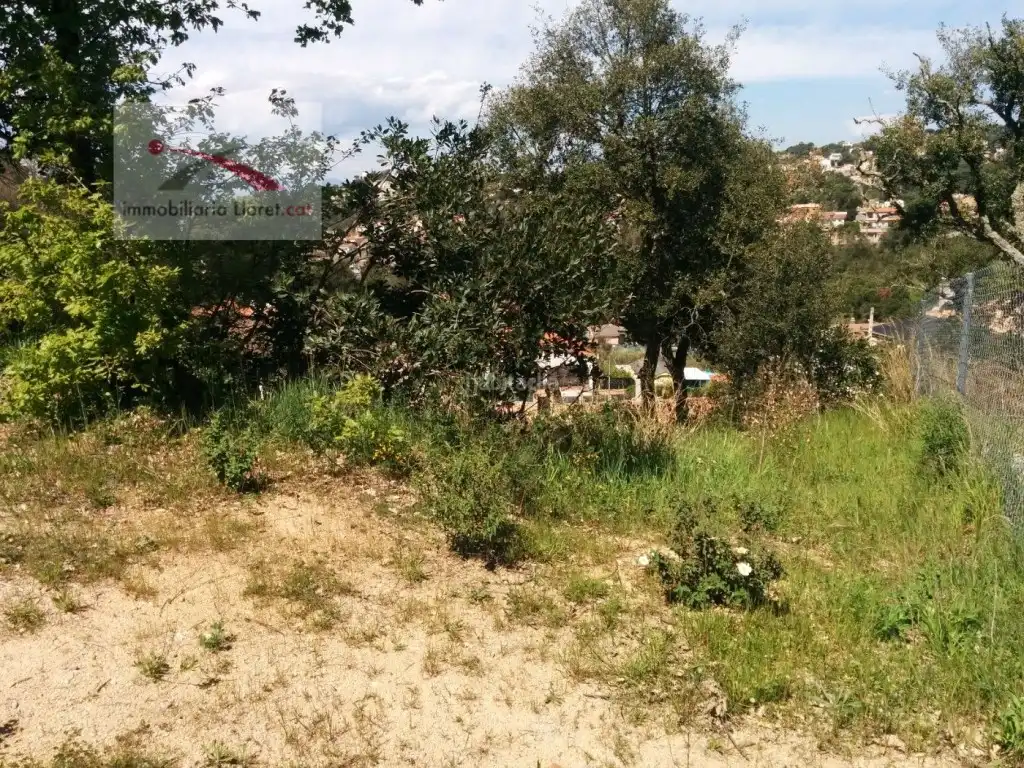 Terreno residencial en venta en Carrer Satel·lits 35, imagen 3