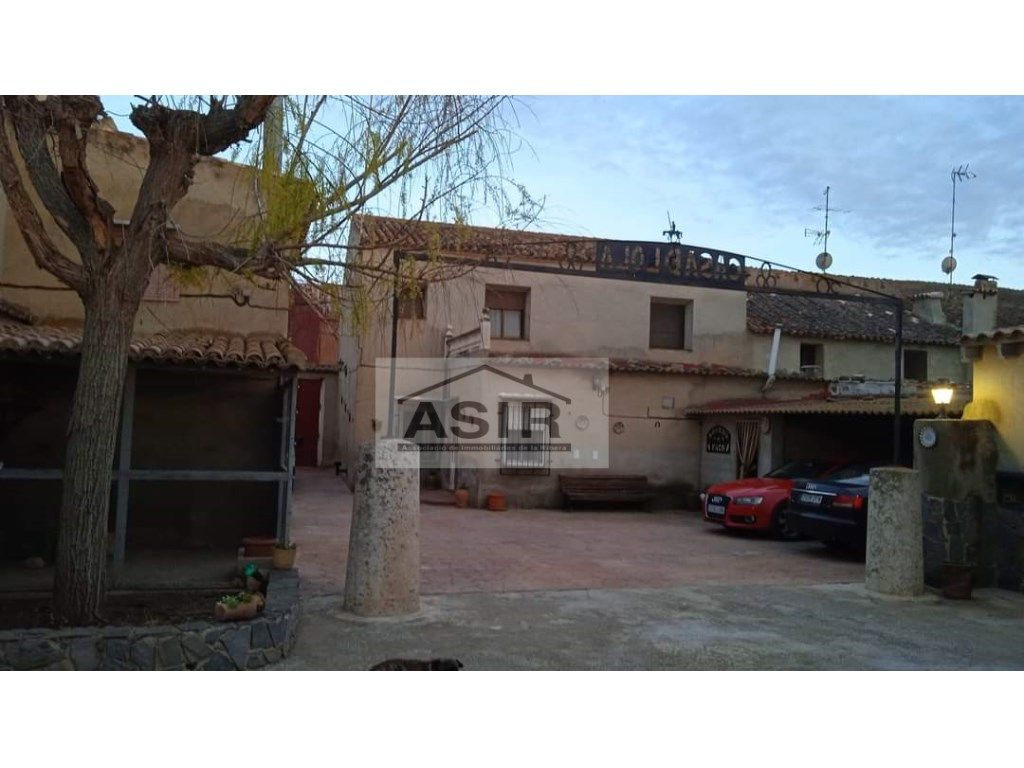Vista exterior de Casa o xalet en venda en Casas de Juan Núñez amb Terrassa