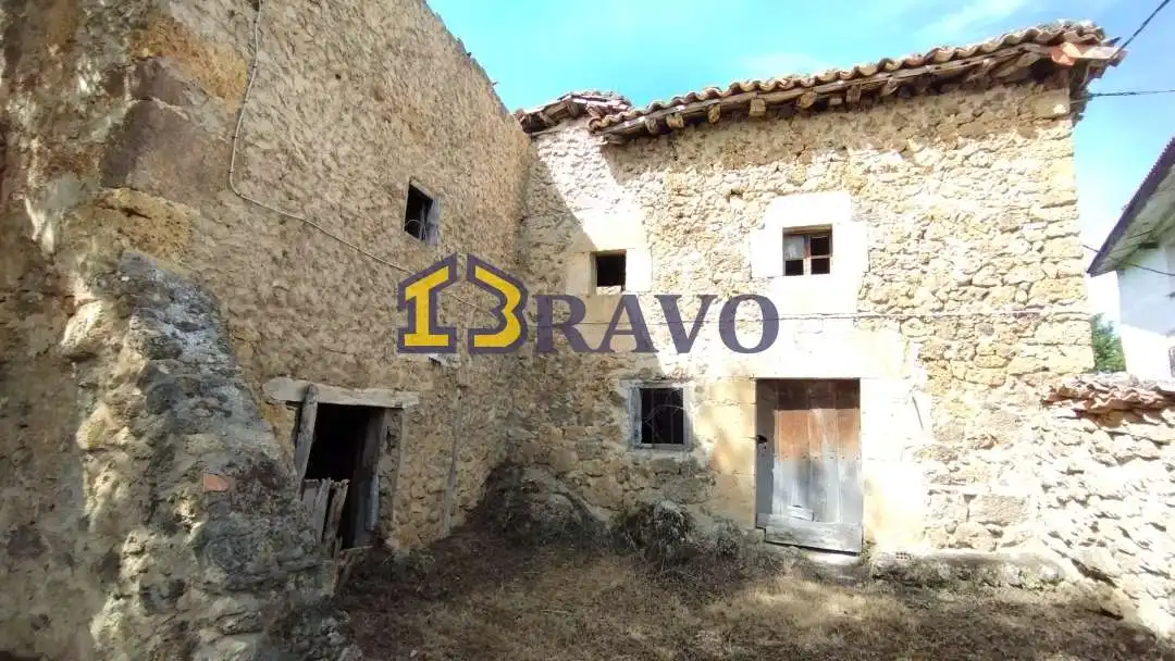 Industrial buildings for sale in Medina de Pomar