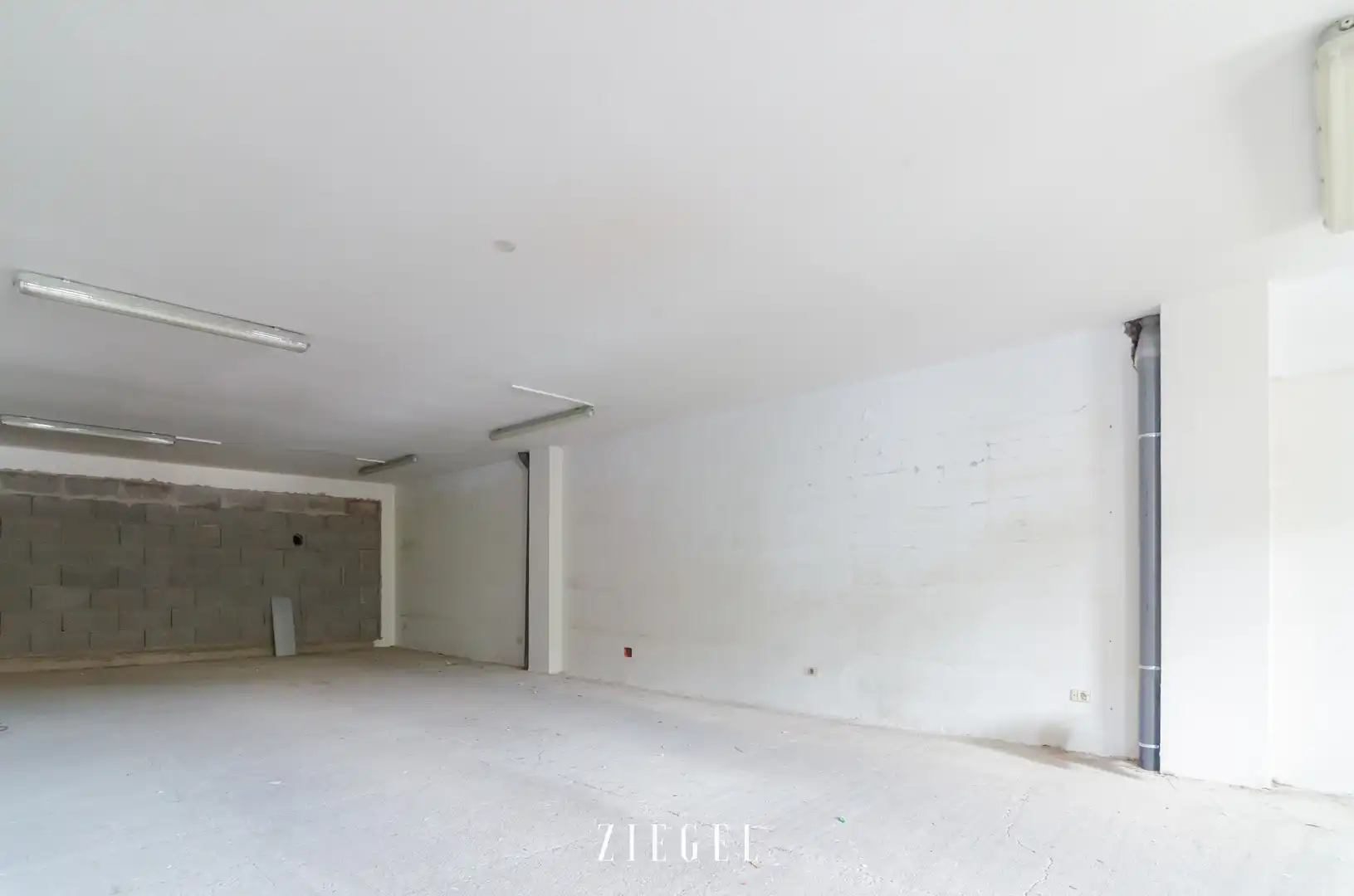 Commercial properties for sale in Las Palmas de Gran Canaria  with Air Conditioner